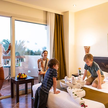 Three Corners Sea Beach Resort Bucht von Coraya Exterior foto