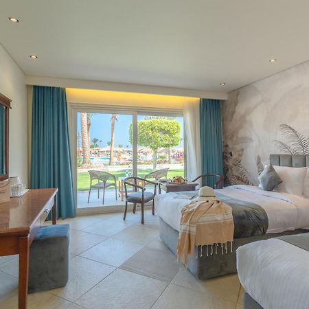 Three Corners Sea Beach Resort Bucht von Coraya Exterior foto