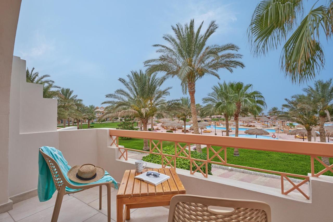 Three Corners Sea Beach Resort Bucht von Coraya Exterior foto