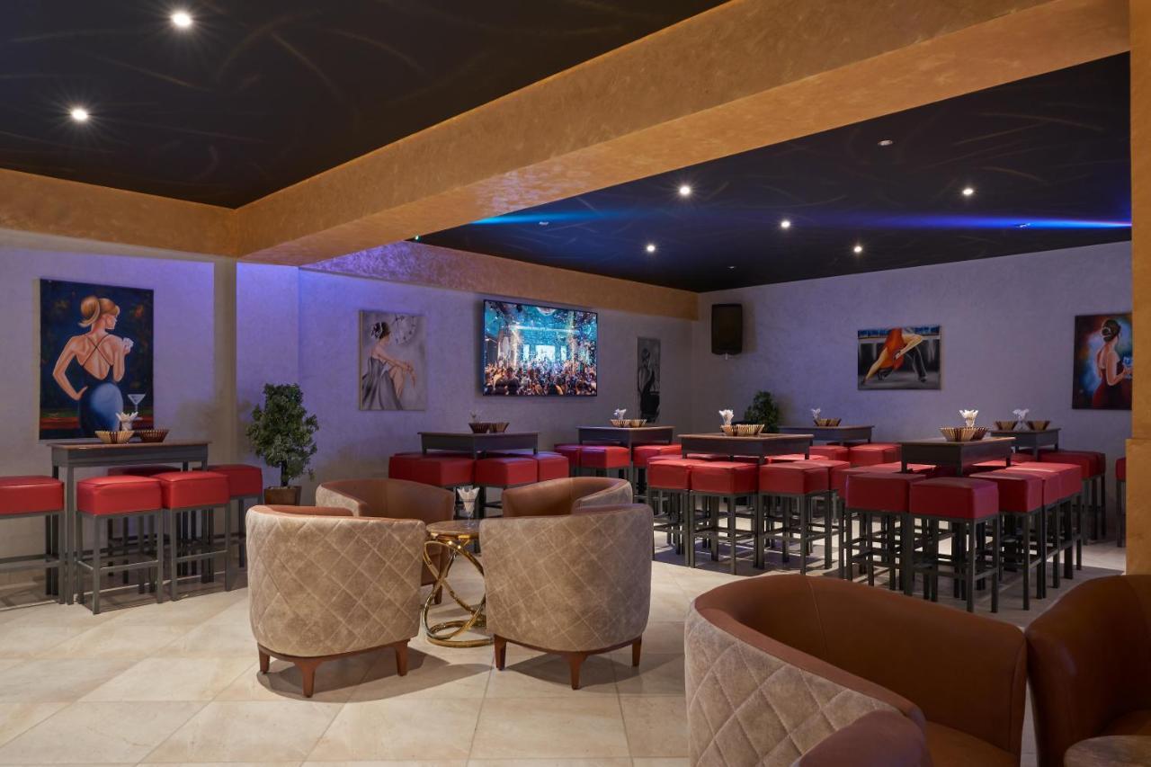 Three Corners Sea Beach Resort Bucht von Coraya Exterior foto