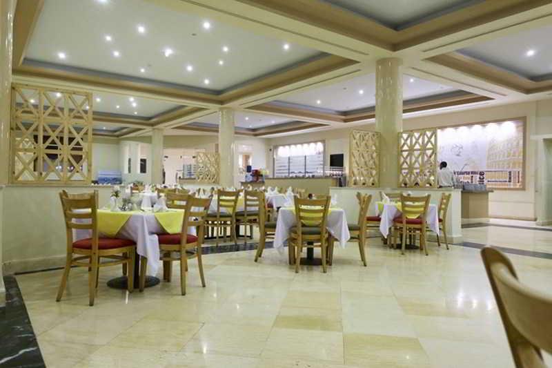 Three Corners Sea Beach Resort Bucht von Coraya Exterior foto