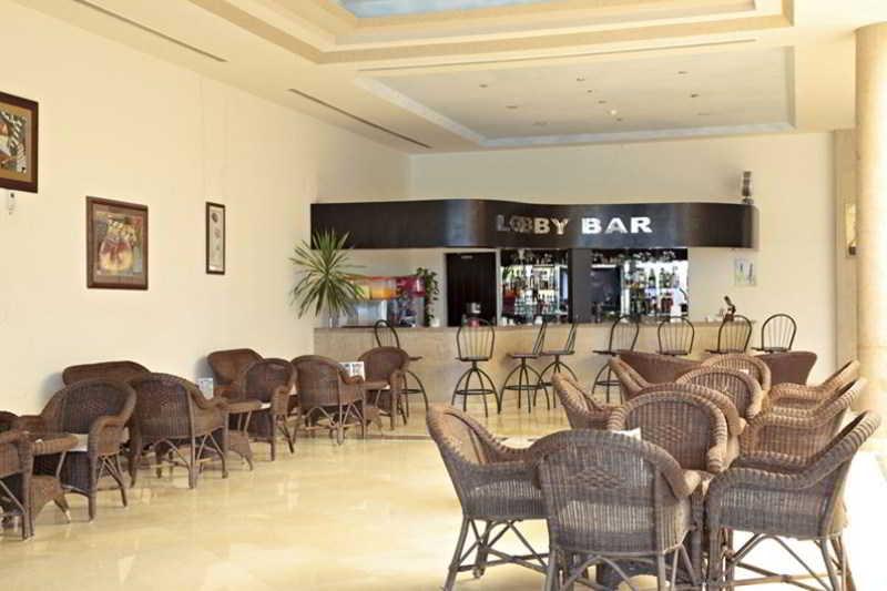 Three Corners Sea Beach Resort Bucht von Coraya Exterior foto