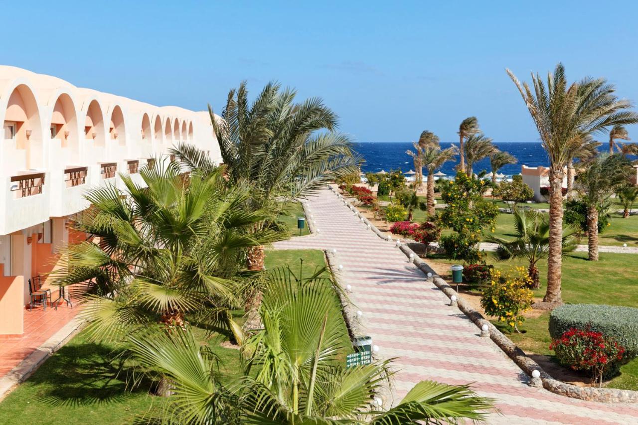 Three Corners Sea Beach Resort Bucht von Coraya Exterior foto